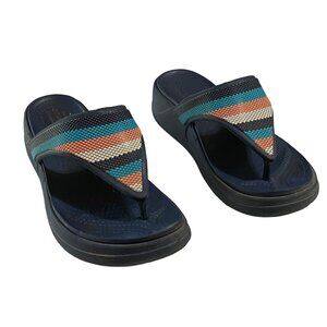 Crocs Platform Flip Flops Womens Size 6 Navy Blue Colorful Stripes Beachy Boho